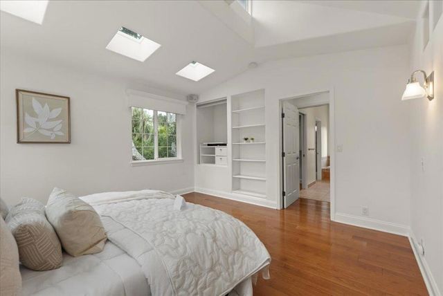 494 GROVE ACRE Avenue, Pacific Grove, CA 93950