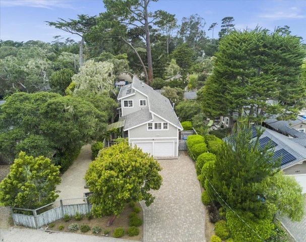 494 GROVE ACRE Avenue, Pacific Grove, CA 93950