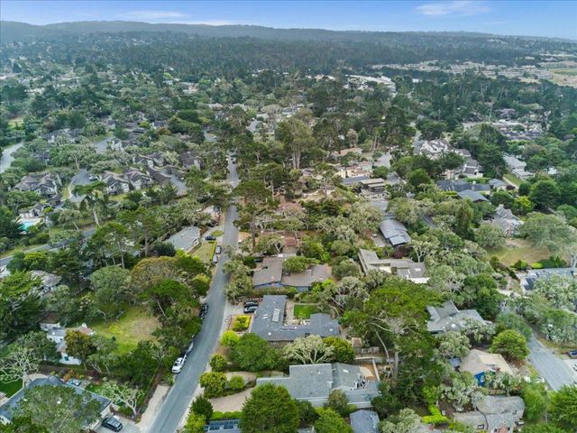 494 GROVE ACRE Avenue, Pacific Grove, CA 93950