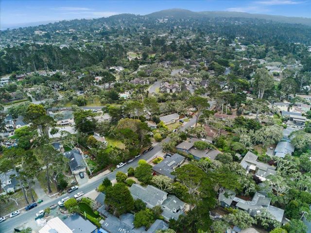 494 GROVE ACRE Avenue, Pacific Grove, CA 93950