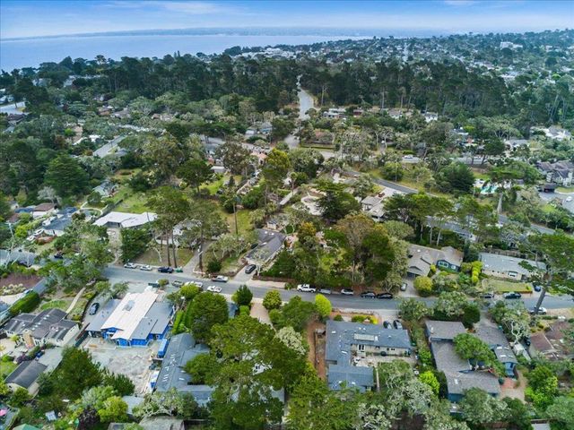 494 GROVE ACRE Avenue, Pacific Grove, CA 93950