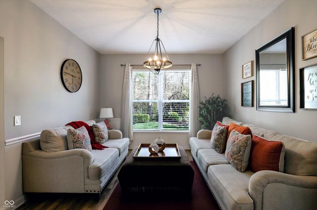 10328 Ridge Line Court, Indianapolis, IN 46236