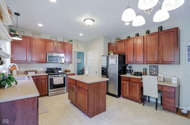 10328 Ridge Line Court, Indianapolis, IN 46236