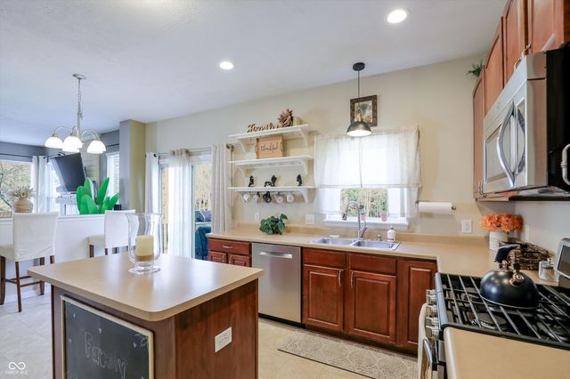 10328 Ridge Line Court, Indianapolis, IN 46236