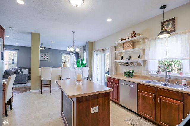 10328 Ridge Line Court, Indianapolis, IN 46236