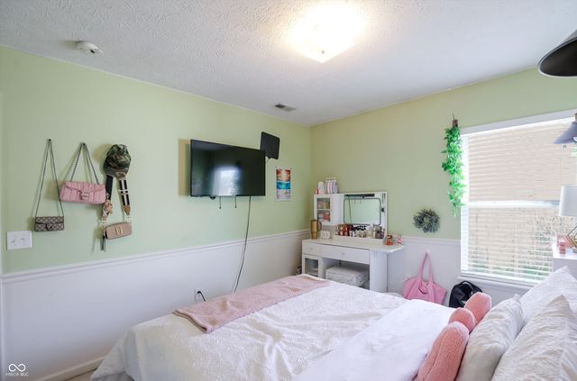 10328 Ridge Line Court, Indianapolis, IN 46236