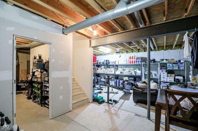 10328 Ridge Line Court, Indianapolis, IN 46236