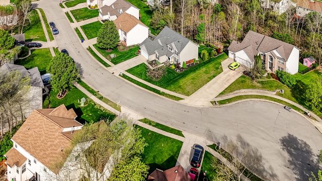 10328 Ridge Line Court, Indianapolis, IN 46236