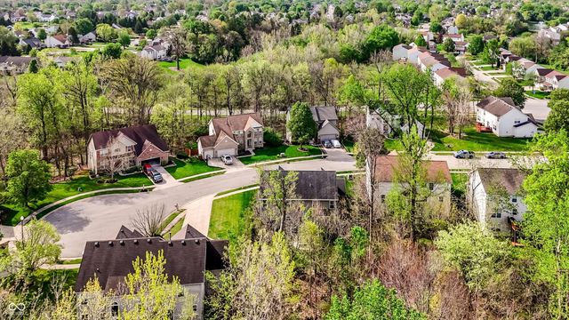 10328 Ridge Line Court, Indianapolis, IN 46236