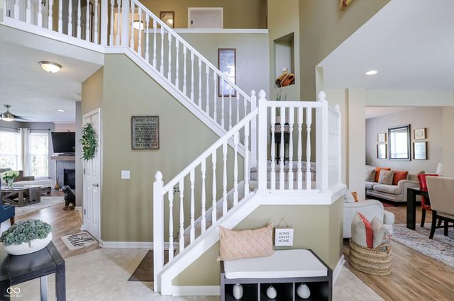 10328 Ridge Line Court, Indianapolis, IN 46236