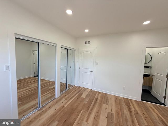 5436 RIDGEWOOD ST, Philadelphia, PA 19143