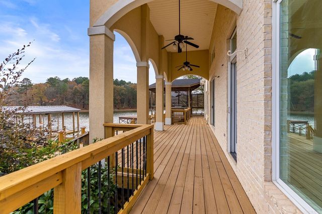 426 Serendipity Trl Trail, Hot Springs, AR 71913