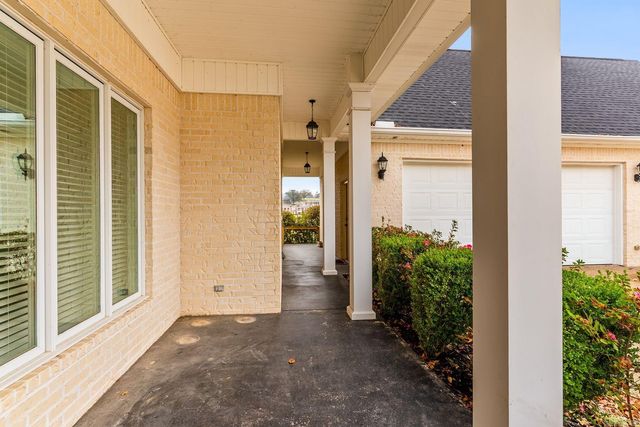 426 Serendipity Trl Trail, Hot Springs, AR 71913