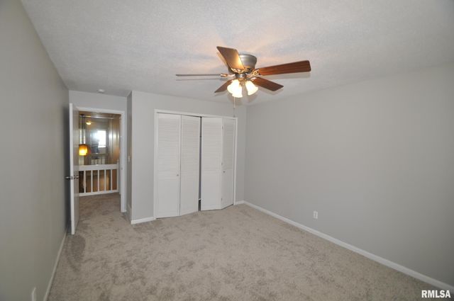 3518 CEDARVIEW Court, Bettendorf, IA 52722