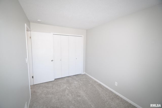 3518 CEDARVIEW Court, Bettendorf, IA 52722