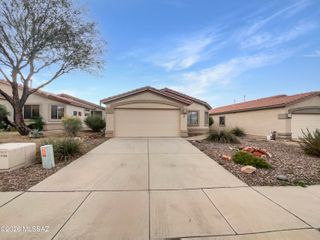 5537 W Acacia Blossom Place, Marana, AZ 85658