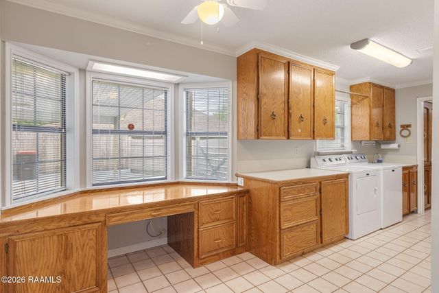 112 Saint Bernadette Drive, Lafayette, LA 70507