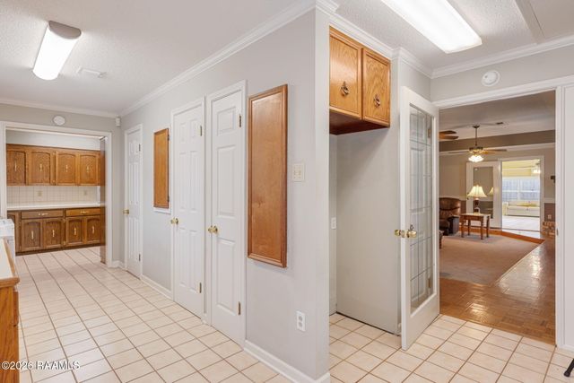 112 Saint Bernadette Drive, Lafayette, LA 70507