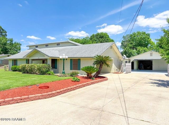 112 Saint Bernadette Drive, Lafayette, LA 70507