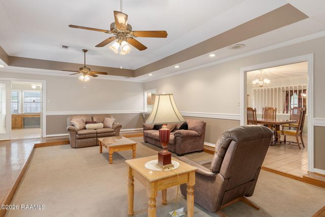 112 Saint Bernadette Drive, Lafayette, LA 70507