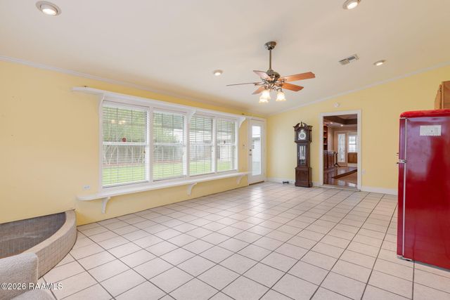 112 Saint Bernadette Drive, Lafayette, LA 70507