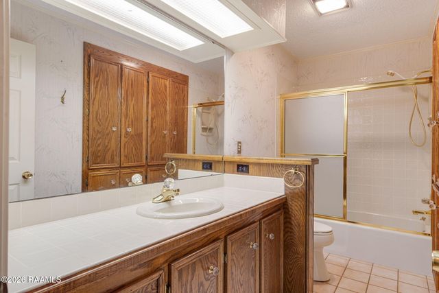 112 Saint Bernadette Drive, Lafayette, LA 70507
