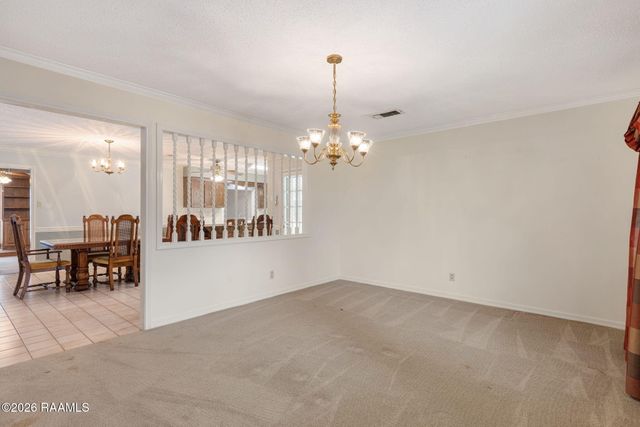 112 Saint Bernadette Drive, Lafayette, LA 70507