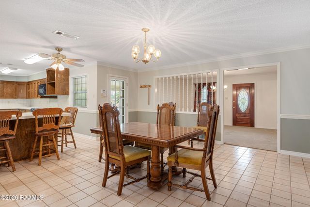 112 Saint Bernadette Drive, Lafayette, LA 70507