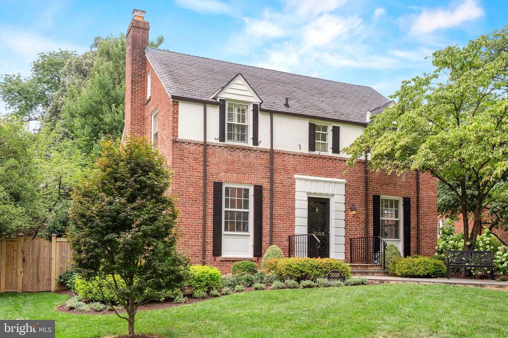 7008 BEECHWOOD DR, Chevy Chase, MD 20815