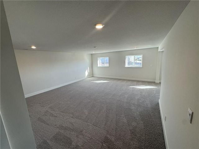 20762 W 188th Terrace, Spring Hill, KS 66083