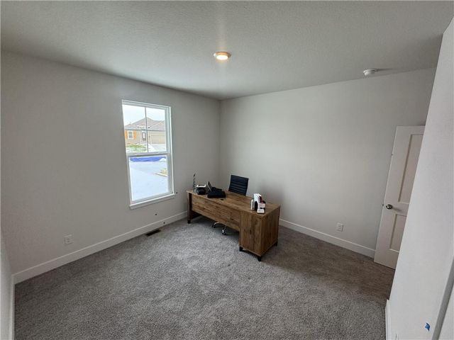 20762 W 188th Terrace, Spring Hill, KS 66083