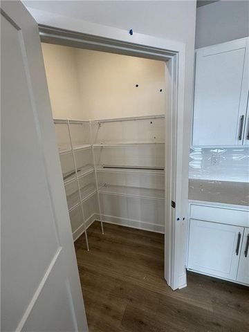 20762 W 188th Terrace, Spring Hill, KS 66083