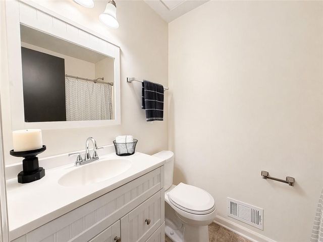 349 Teague Drive NW, Kennesaw, GA 30152