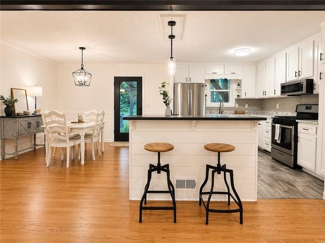 349 Teague Drive NW, Kennesaw, GA 30152