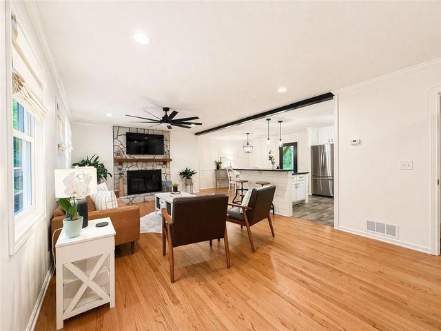 349 Teague Drive NW, Kennesaw, GA 30152