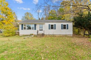 8 Wampum Drive, New Milford, CT 06776