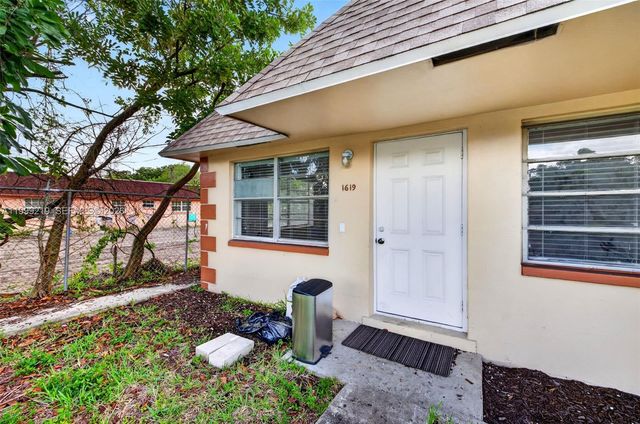 1619-1621 NW 8th Ave, Fort Lauderdale, FL 33311