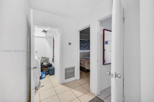 1619-1621 NW 8th Ave, Fort Lauderdale, FL 33311