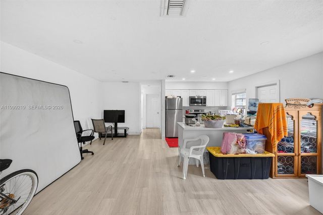1619-1621 NW 8th Ave, Fort Lauderdale, FL 33311