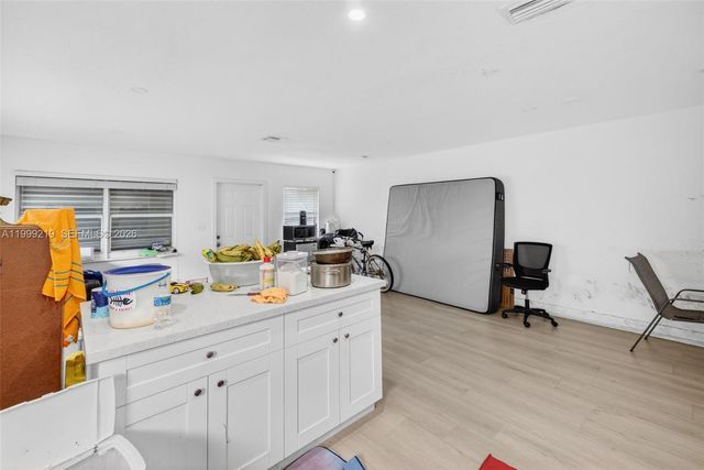 1619-1621 NW 8th Ave, Fort Lauderdale, FL 33311