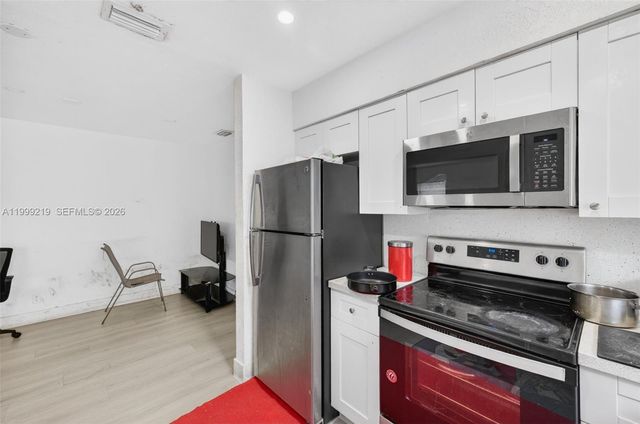 1619-1621 NW 8th Ave, Fort Lauderdale, FL 33311