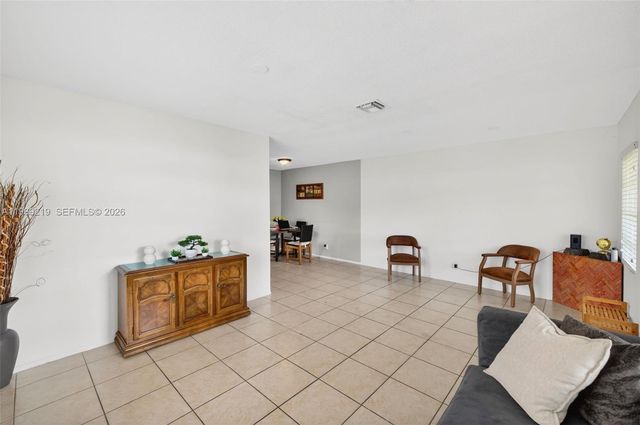1619-1621 NW 8th Ave, Fort Lauderdale, FL 33311
