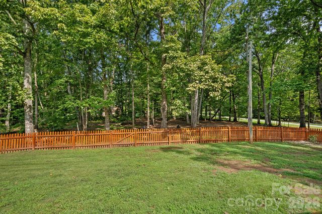 2981 Oak Ridge Circle, Lincolnton, NC 28092