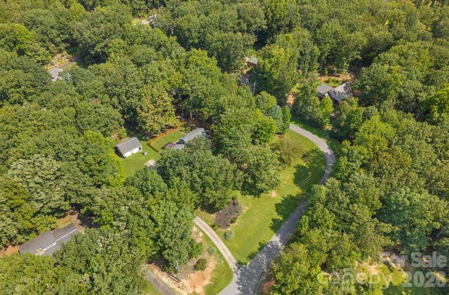 2981 Oak Ridge Circle, Lincolnton, NC 28092