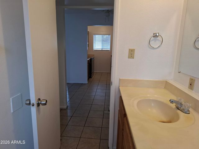 1345 E CAMPBELL Avenue Apt 6, Phoenix, AZ 85014