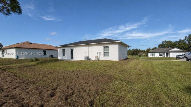 729 Anaconda Ave S, Lehigh Acres, FL 33974