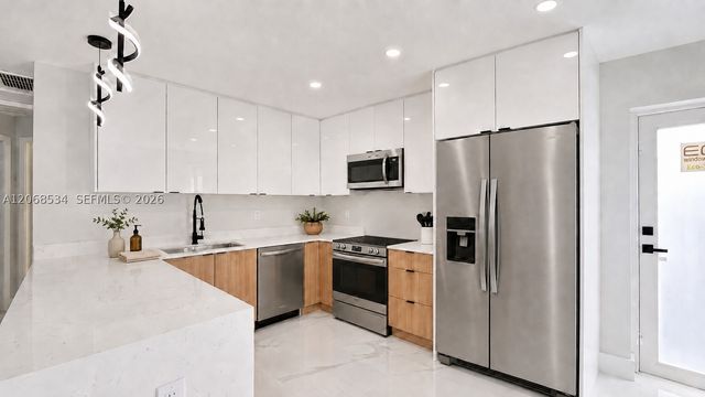 729 Anaconda Ave S, Lehigh Acres, FL 33974