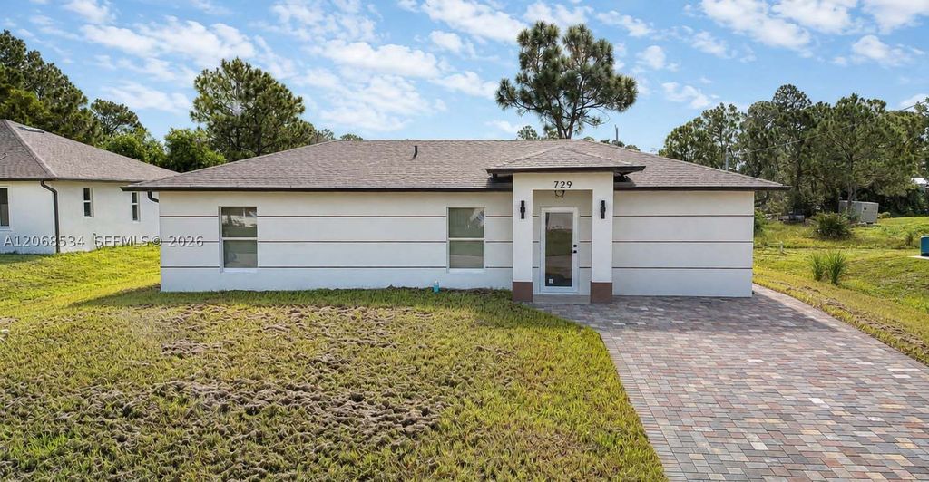 729 Anaconda Ave S, Lehigh Acres, FL 33974