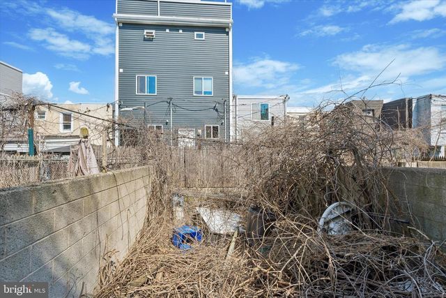 1931 E ALBERT ST, Philadelphia, PA 19125