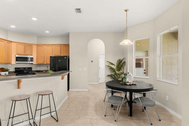 1860 Windbrook Drive SE, Palm Bay, FL 32909